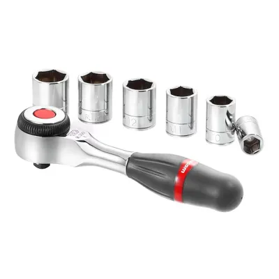 Llave de carraca de ¼ pulg con mango giratorio y vasos, juego de 7 piezas